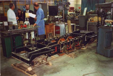 2226 chassis loco vapeur avec roues